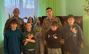 Мы тепло встречали долгожданных гостей — наших бывших воспитанников